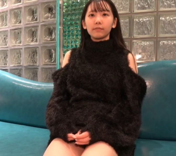 117NPH-046 黒パンスト新人OLのデカ尻に誘われて出張先のホテルでパンスト破いてヤッちゃった！，園田ひなの